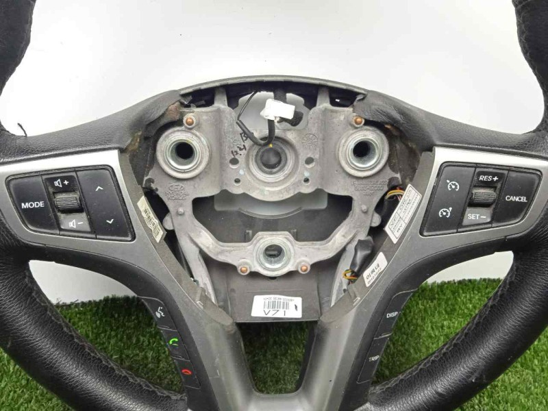 Recambio de volante para hyundai i40 cw 1.7 crdi cat referencia OEM IAM 651003Z232RY-967903Z100RY  