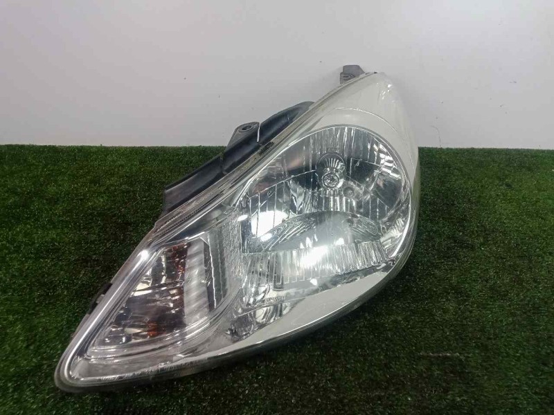 Recambio de faro izquierdo para hyundai i10 1.1 12v cat referencia OEM IAM SINREFERENCIA 08-10 