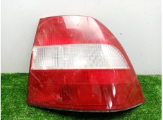 Recambio de piloto trasero derecho para opel vectra b berlina 1.6 16v referencia OEM IAM  VECTRA.B - 4.PUERTAS 95-99 - BLANCO