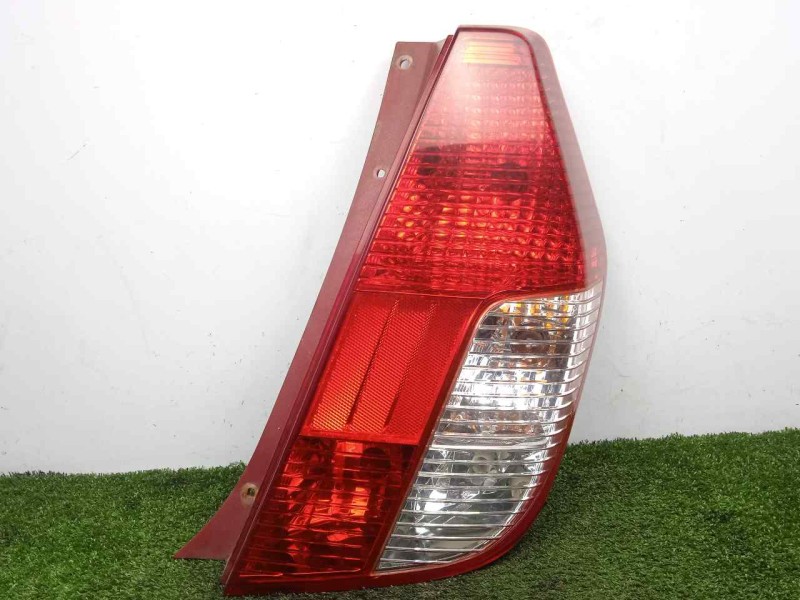 Recambio de piloto trasero derecho para hyundai i10 1.1 12v cat referencia OEM IAM SINREFERENCIA 08-10 