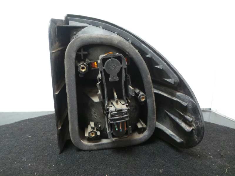 Recambio de piloto trasero izquierdo para renault laguna (b56) 1.8 referencia OEM IAM  1.SERIE EXTERIOR