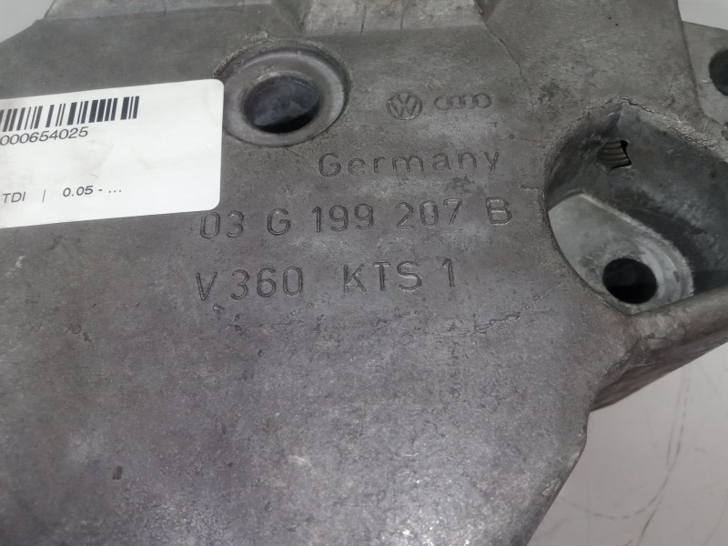 Recambio de soporte motor para seat leon (1p1) 1.9 tdi referencia OEM IAM 03G199207B  