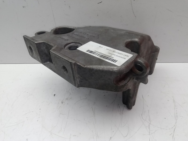 Recambio de soporte motor para seat leon (1p1) 1.9 tdi referencia OEM IAM 03G199207B  