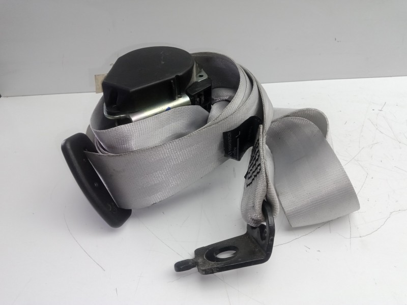 Recambio de cinturon seguridad trasero izquierdo para renault clio iv 1.2 tce energy referencia OEM IAM   