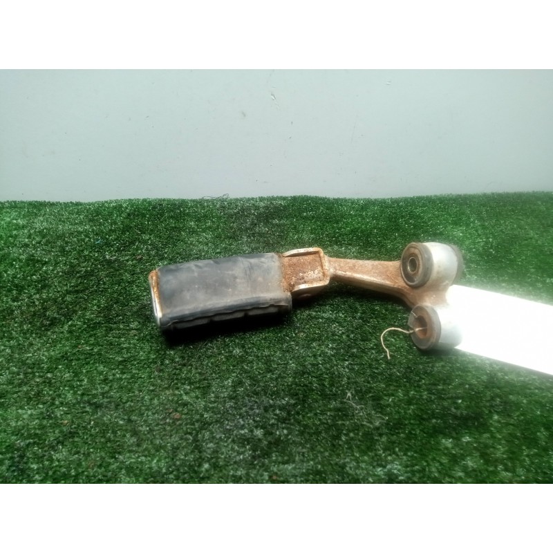 Recambio de posapie para yamaha xv 125/250/535 virago referencia OEM IAM 2UJ2741000  DELANTERO IZQUIERDO