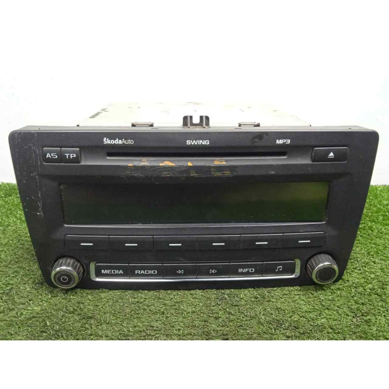 Recambio de sistema audio / radio cd para skoda octavia berlina (1z3) 1.6 referencia OEM IAM 1Z0035161F-BP7648256360  