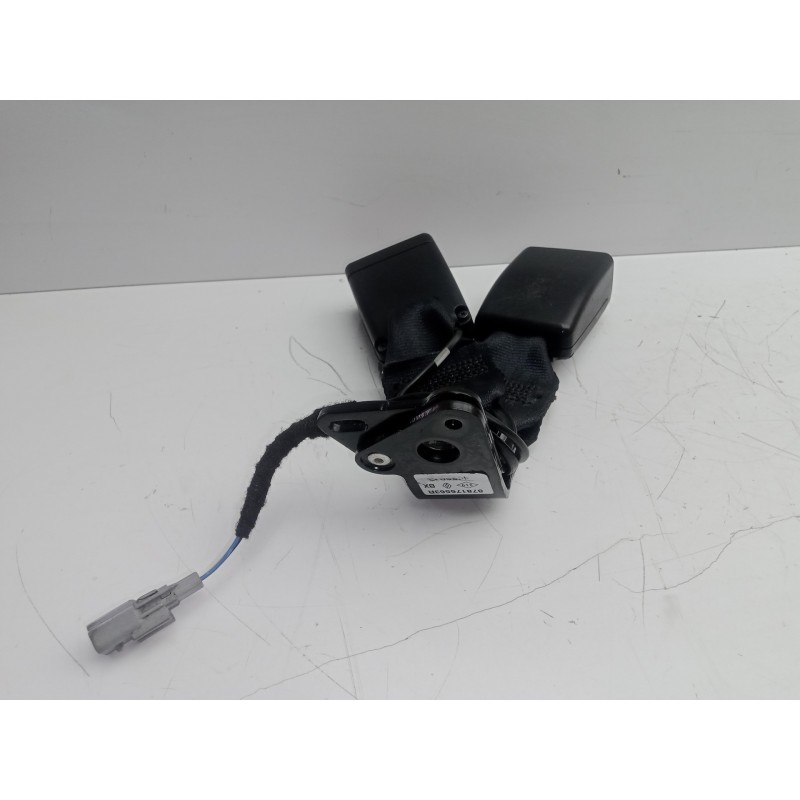 Recambio de enganche cinturon trasero izquierdo para renault clio iv 1.2 tce energy referencia OEM IAM  3.PINES 