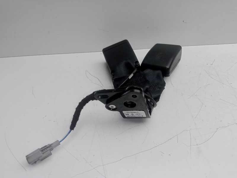 Recambio de enganche cinturon trasero izquierdo para renault clio iv 1.2 tce energy referencia OEM IAM  3.PINES 