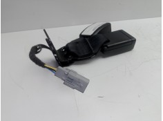 Recambio de enganche cinturon trasero derecho para renault clio iv 1.2 tce energy referencia OEM IAM    2