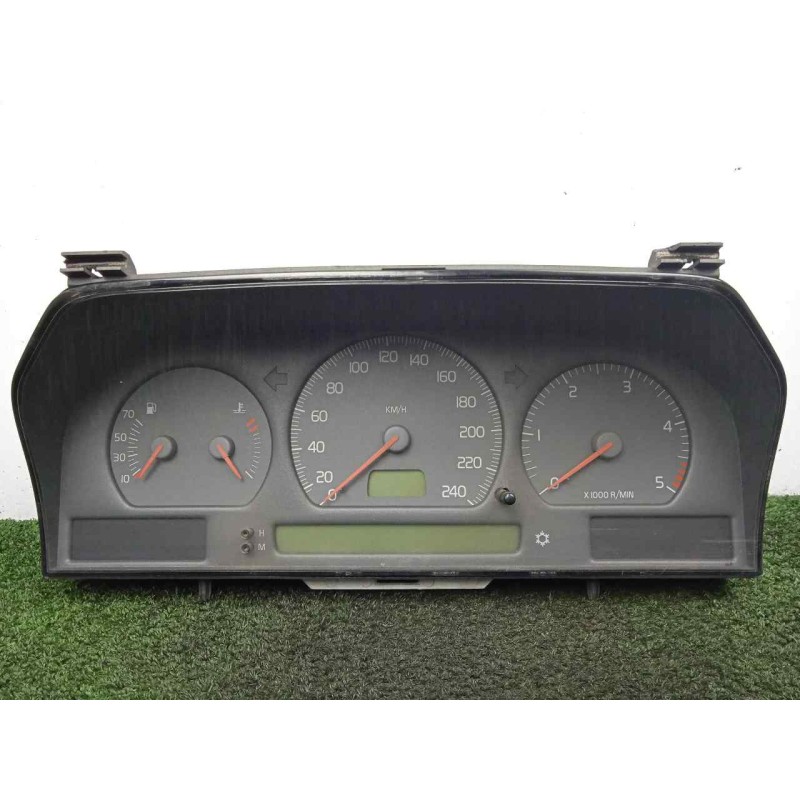 Recambio de cuadro instrumentos para volvo s70 berlina 2.5 turbodiesel referencia OEM IAM 9168386-69794700T  