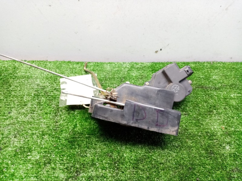 Recambio de cerradura puerta delantera derecha para kia rio 1.5 cat referencia OEM IAM  00-05 5.PINES