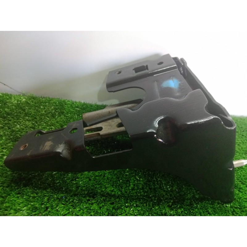 Recambio de soporte motor izquierdo para peugeot 208 1.2 12v vti referencia OEM IAM 9680293280  