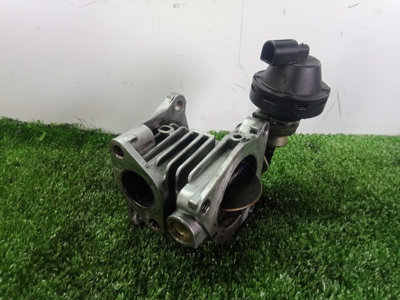 Recambio de caja mariposa para fiat stilo (192) 1.9 jtd cat referencia OEM IAM 46817373  