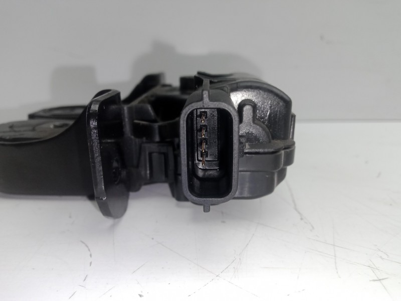 Recambio de cerradura maletero / porton para renault clio iv 1.2 tce energy referencia OEM IAM 846307169R 4.PINES 