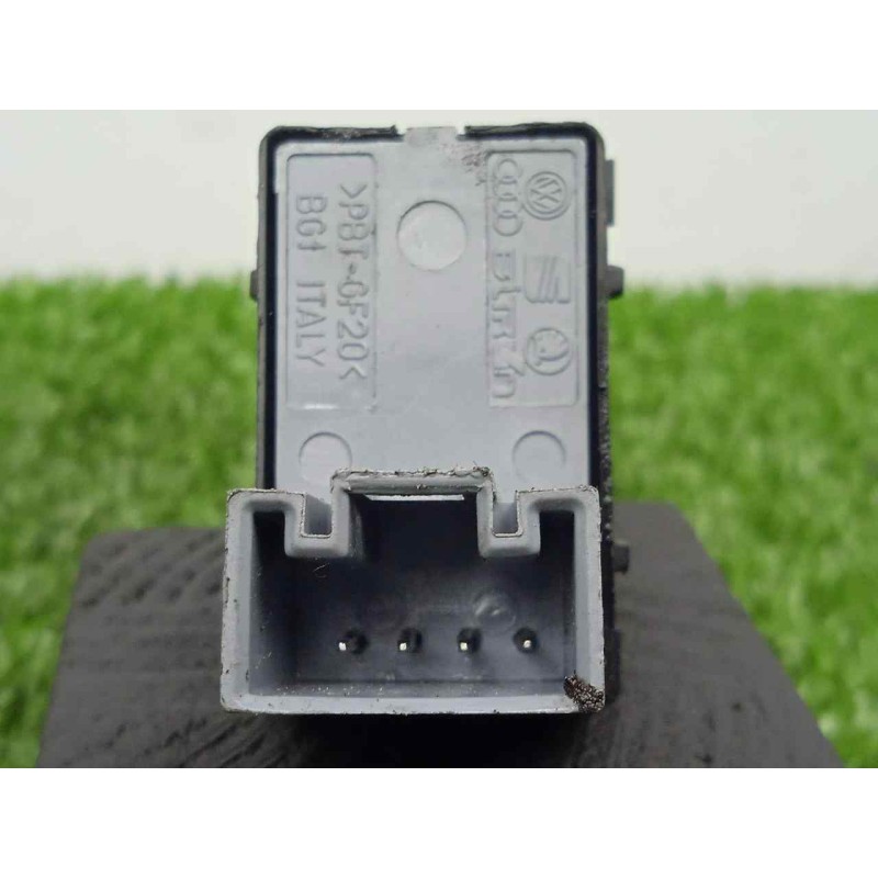 Recambio de mando elevalunas delantero derecho para seat ibiza (6j5) 2.0 tdi referencia OEM IAM 7L6959855B 4.PINES 