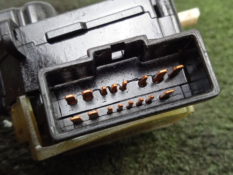 Recambio de mando luces para kia sorento 2.5 crdi cat referencia OEM IAM 934103E010  