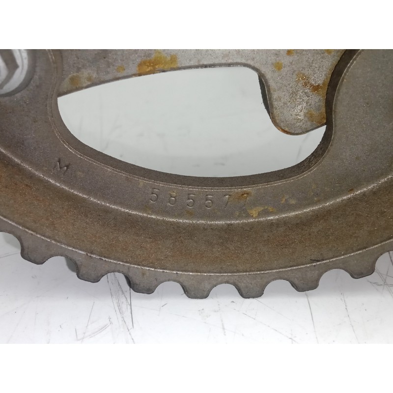 Recambio de polea arbol levas para renault scenic ii 1.5 dci diesel cat referencia OEM IAM 585577  