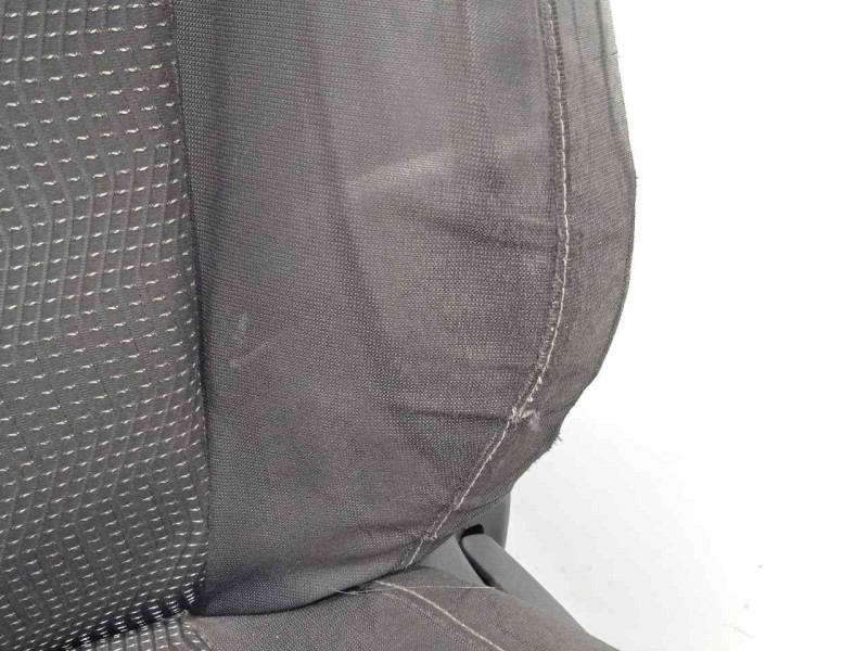 Recambio de asiento delantero izquierdo para toyota auris 1.4 turbodiesel cat referencia OEM IAM  TELA NEGRO