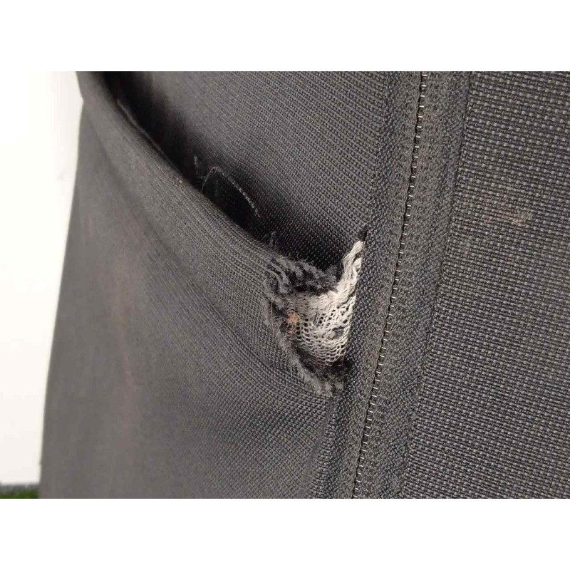 Recambio de asiento delantero izquierdo para toyota auris 1.4 turbodiesel cat referencia OEM IAM  TELA NEGRO