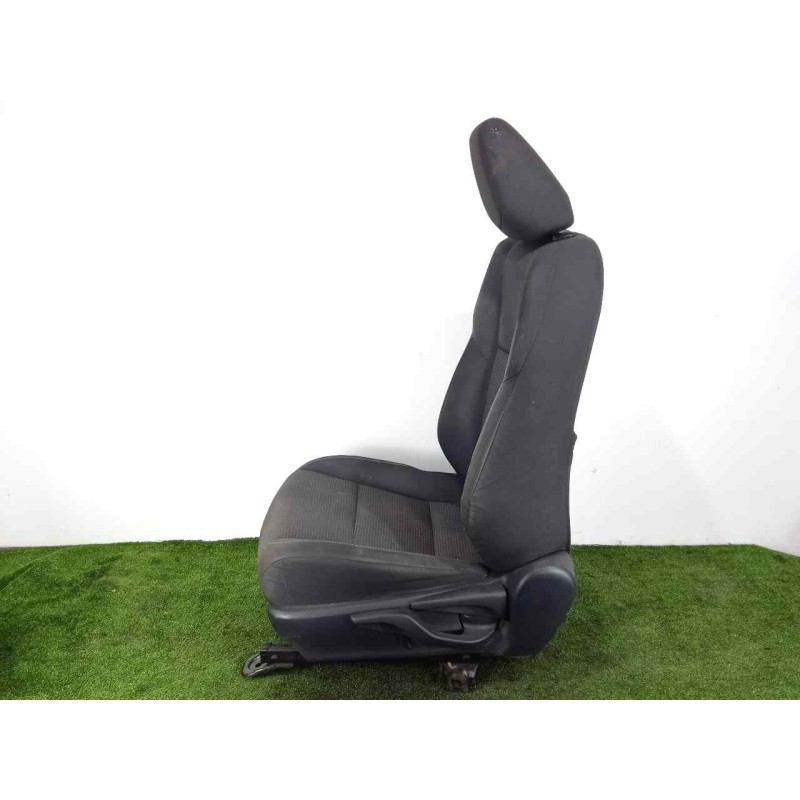 Recambio de asiento delantero izquierdo para toyota auris 1.4 turbodiesel cat referencia OEM IAM  TELA NEGRO