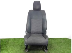 Recambio de asiento delantero derecho para toyota auris 1.4 turbodiesel cat referencia OEM IAM  TELA NEGRO