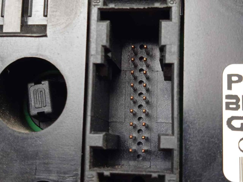 Recambio de mando climatizador para peugeot 206 berlina 1.4 hdi referencia OEM IAM 96430550XT-F914201-9140010483  