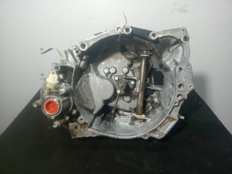 Recambio de caja cambios para citroën xsara berlina 1.9 diesel referencia OEM IAM 20TD93 5.VELOCIDADES MANUAL
