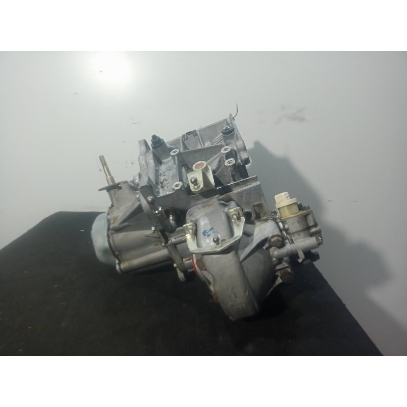 Recambio de caja cambios para citroën xsara berlina 1.9 diesel referencia OEM IAM 20TD93 5.VELOCIDADES MANUAL