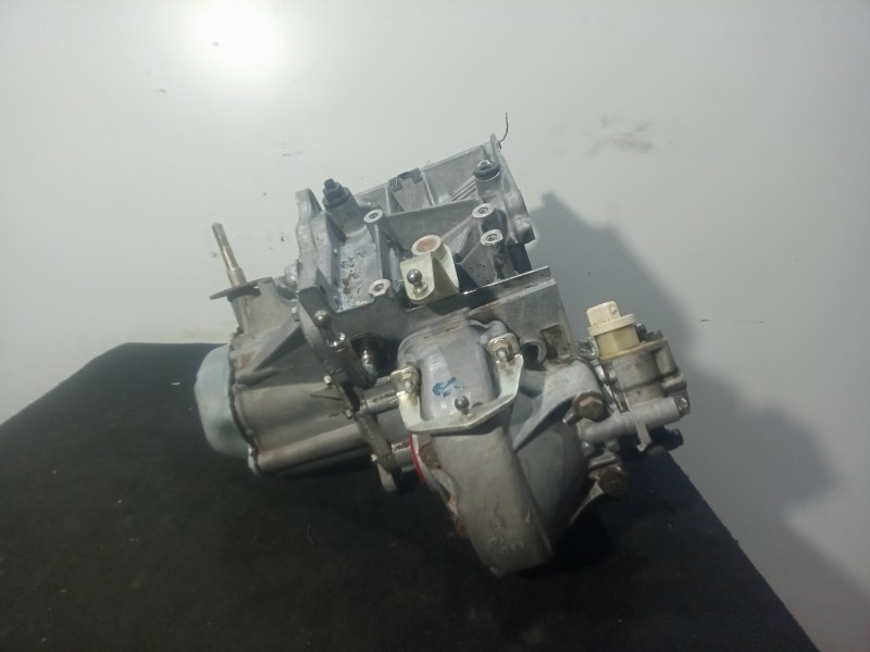 Recambio de caja cambios para citroën xsara berlina 1.9 diesel referencia OEM IAM 20TD93 5.VELOCIDADES MANUAL