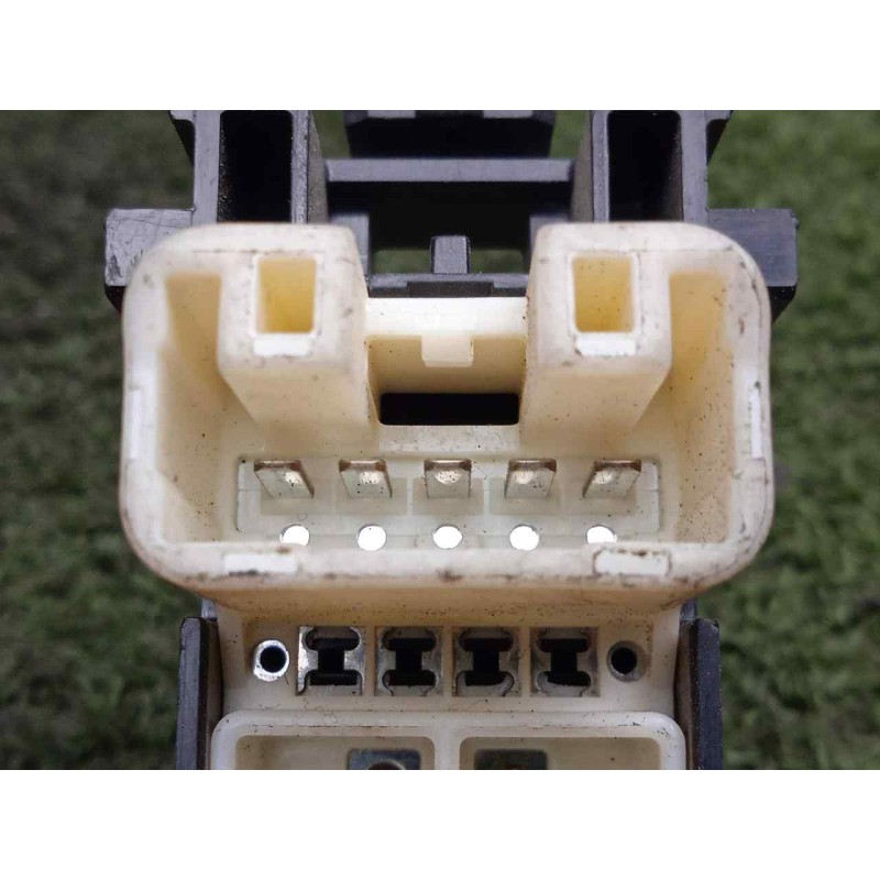 Recambio de mando elevalunas delantero derecho para toyota rav 4 (a3) 2.2 turbodiesel cat referencia OEM IAM   