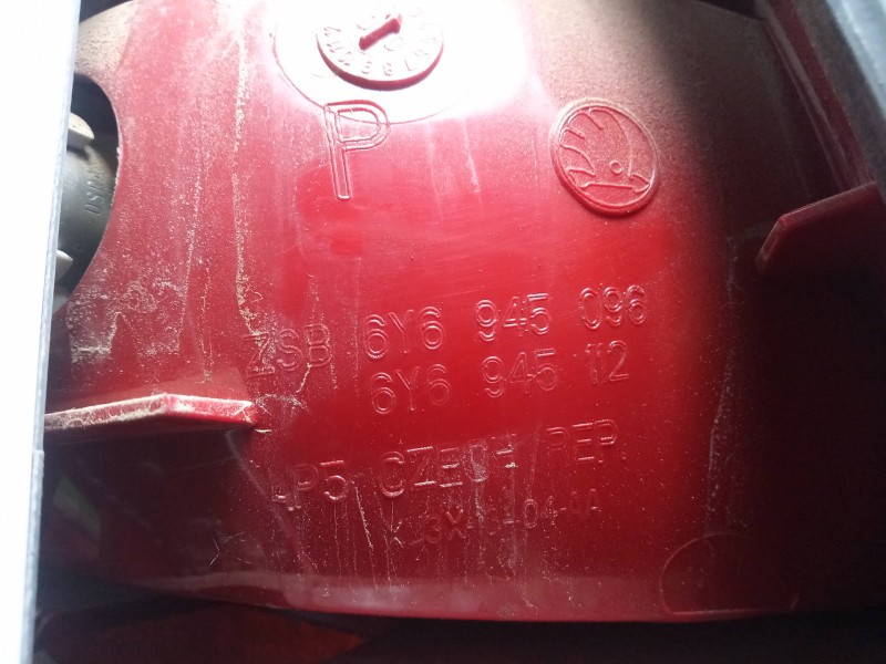 Recambio de piloto trasero derecho para skoda fabia (6y2/6y3) 1.4 referencia OEM IAM 6Y6945096 99-04 