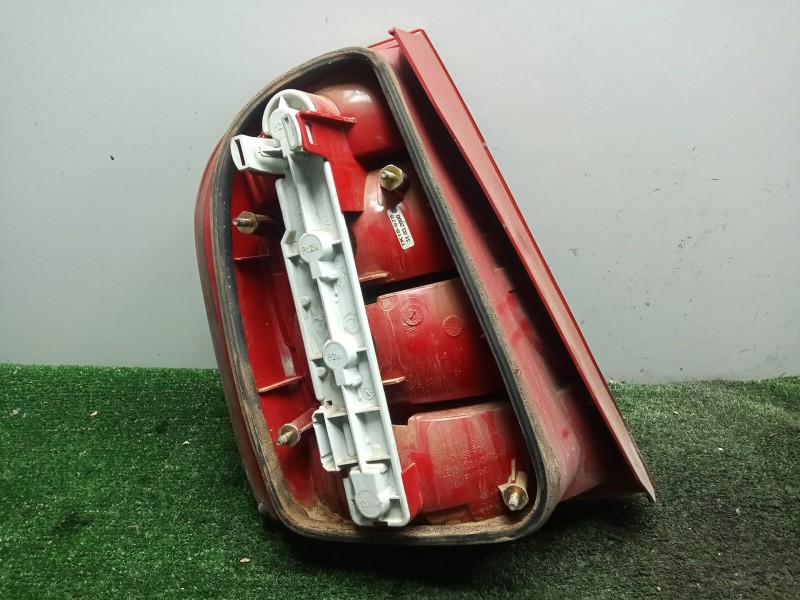 Recambio de piloto trasero derecho para skoda fabia (6y2/6y3) 1.4 referencia OEM IAM 6Y6945096 99-04 