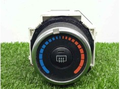 Recambio de mando calefaccion / aire acondicionado para toyota yaris 1.3 16v cat referencia OEM IAM 559030D340 REGULADOR.TEMPERA