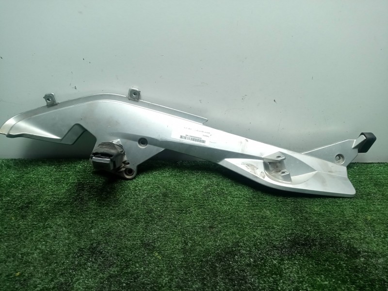 Recambio de posapie para bmw r 1200 rt/st referencia OEM IAM 46717675289 IZQUIERDO K26 - 05-10