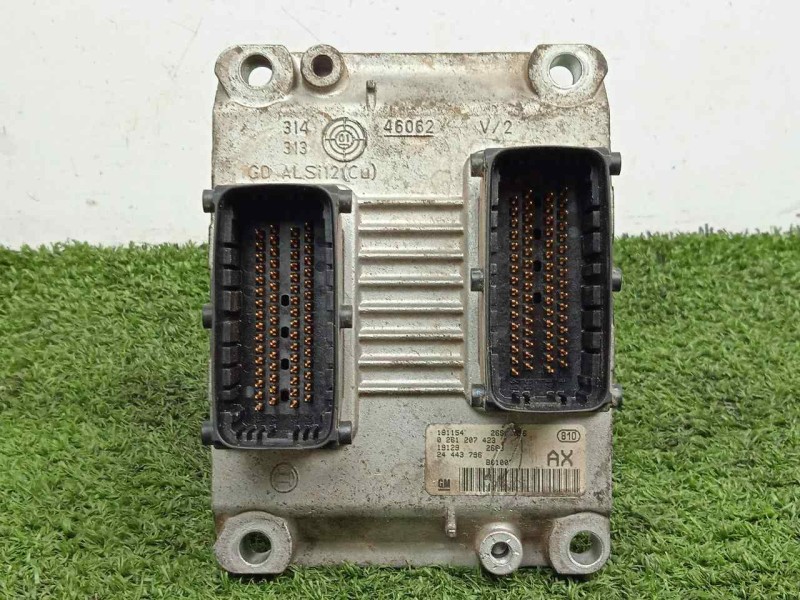 Recambio de centralita motor uce para opel corsa c 1.2 16v cat (z 12 xe / lw4) referencia OEM IAM 0261207423-24443796-191154-ME7