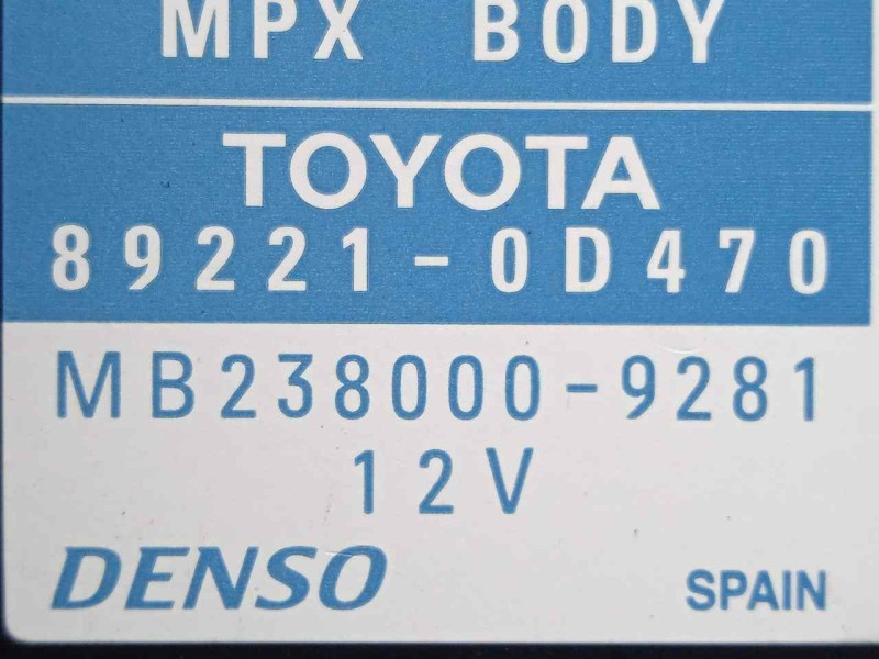 Recambio de modulo electronico para toyota yaris 1.3 16v cat referencia OEM IAM 892210D470-2380009281-MB2380009281 DENSO 