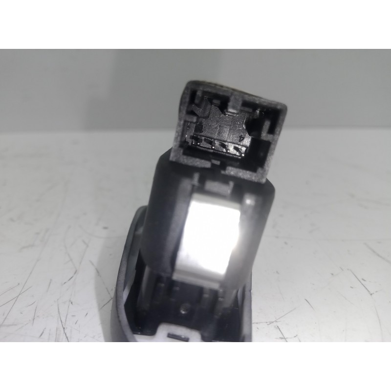 Recambio de interruptor para audi a4 ber. (b8) 1.8 16v tfsi referencia OEM IAM 8K1962107 BLOQUEO PUERTAS 