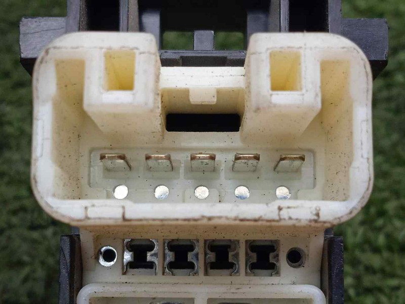 Recambio de mando elevalunas trasero derecho para toyota rav 4 (a3) 2.2 turbodiesel cat referencia OEM IAM   