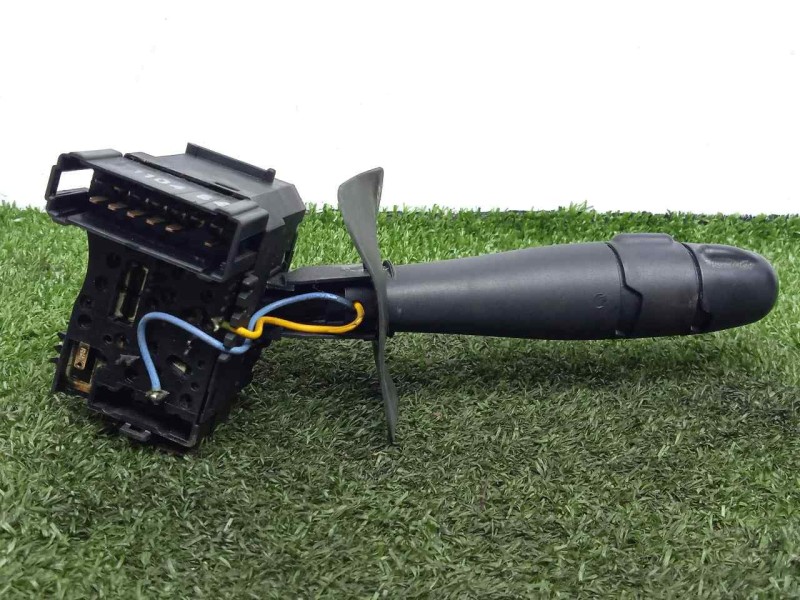 Recambio de mando luces para renault clio ii fase ii (b/cb0) 1.5 dci diesel referencia OEM IAM SINREFERENCIA  