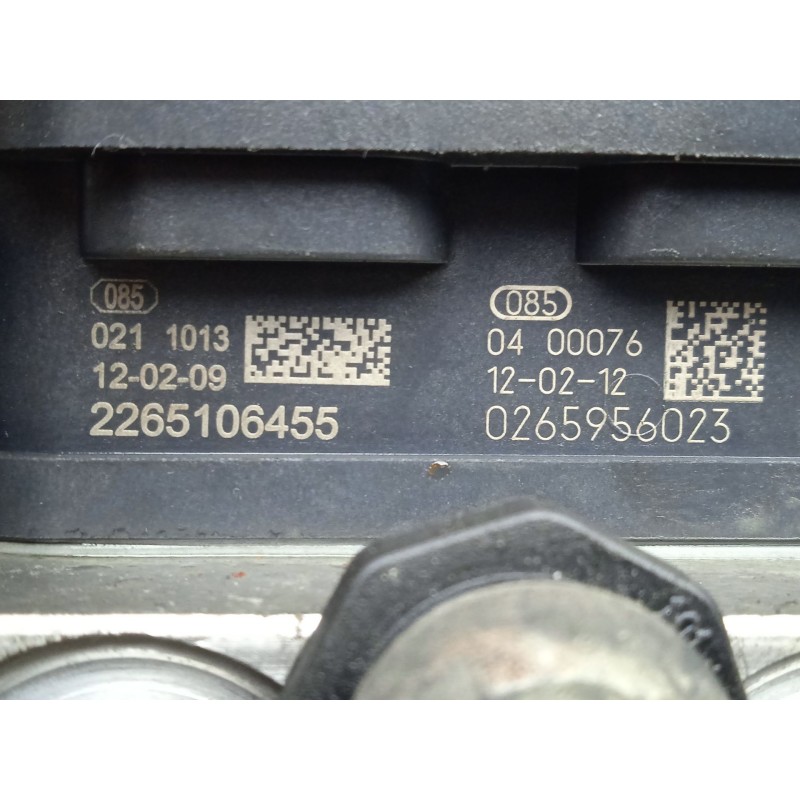 Recambio de abs para ssangyong rodius 2.7 turbodiesel cat referencia OEM IAM 0265956023-2265106455-05154911AE-P05154911AE  BOSCH