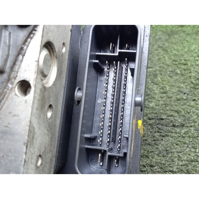 Recambio de abs para ssangyong rodius 2.7 turbodiesel cat referencia OEM IAM 0265956023-2265106455-05154911AE-P05154911AE  BOSCH