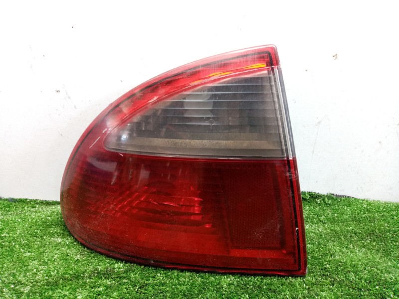 Recambio de piloto trasero izquierdo para seat leon (1m1) 1.9 tdi referencia OEM IAM  EXTERIOR 