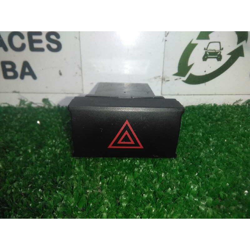 Recambio de warning para hyundai santa fe (bm) 2.2 crdi cat referencia OEM IAM 864W0140-60921Y 8.PINES 