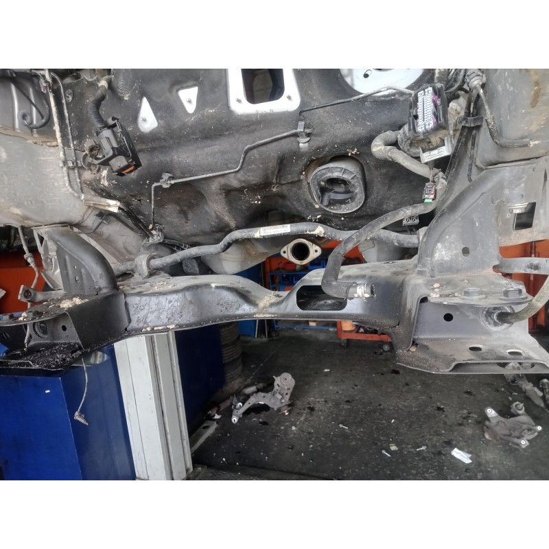 Recambio de puente delantero para alfa romeo giulietta (191) 1.6 jtd cat referencia OEM IAM   