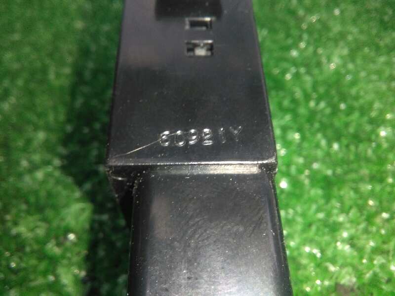 Recambio de warning para hyundai santa fe (bm) 2.2 crdi cat referencia OEM IAM 864W0140-60921Y 8.PINES 