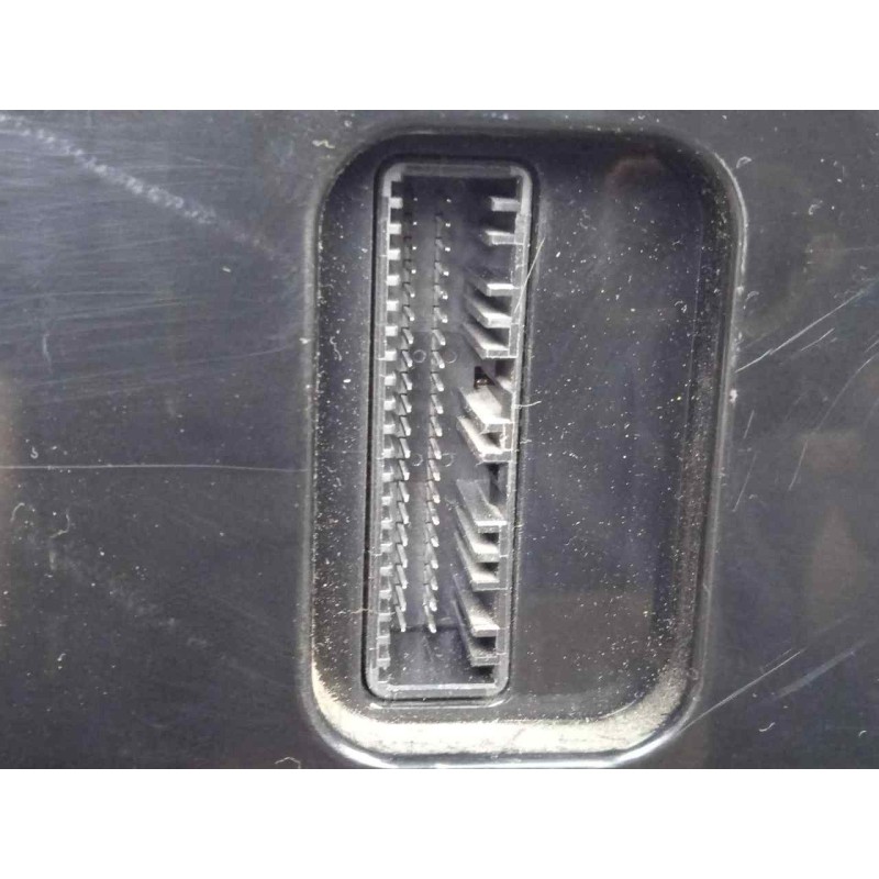 Recambio de mando climatizador para hyundai i40 cw 1.7 crdi cat referencia OEM IAM 972503ZDD0-A2C80029300  