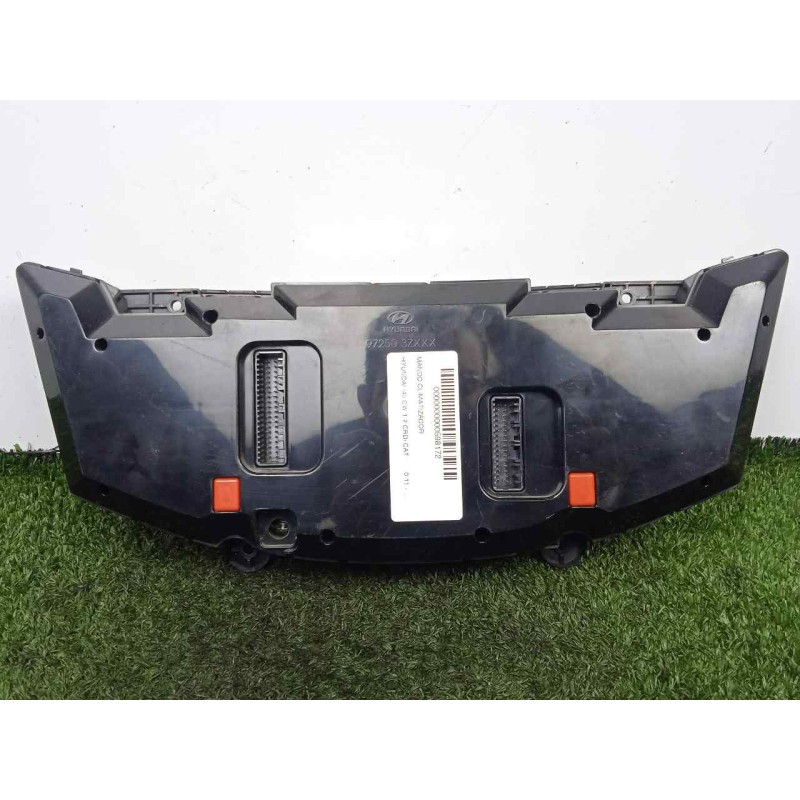Recambio de mando climatizador para hyundai i40 cw 1.7 crdi cat referencia OEM IAM 972503ZDD0-A2C80029300  
