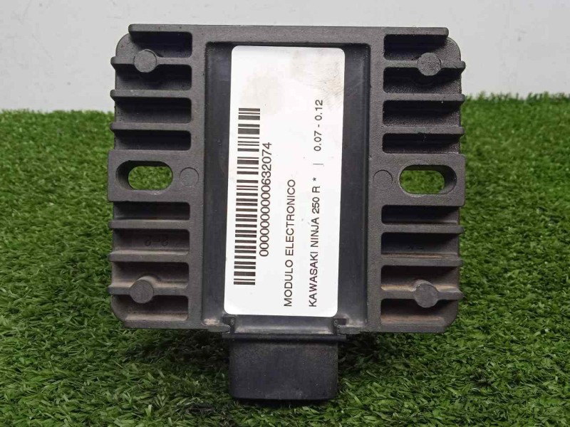 Recambio de modulo electronico para kawasaki ninja 250 r referencia OEM IAM SH678TA-210660027  
