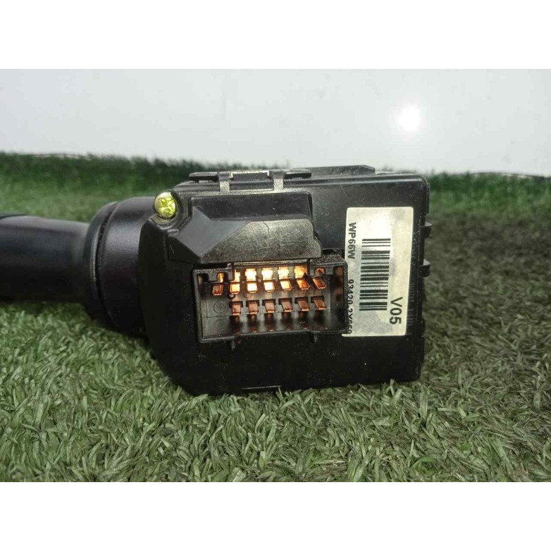 Recambio de mando limpia para hyundai i40 cw 1.7 crdi cat referencia OEM IAM 934202Y660  