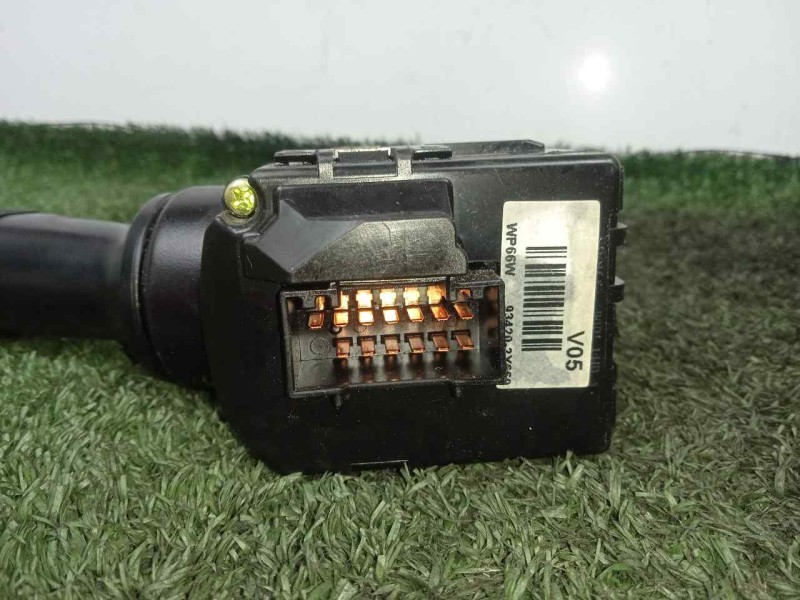 Recambio de mando limpia para hyundai i40 cw 1.7 crdi cat referencia OEM IAM 934202Y660  